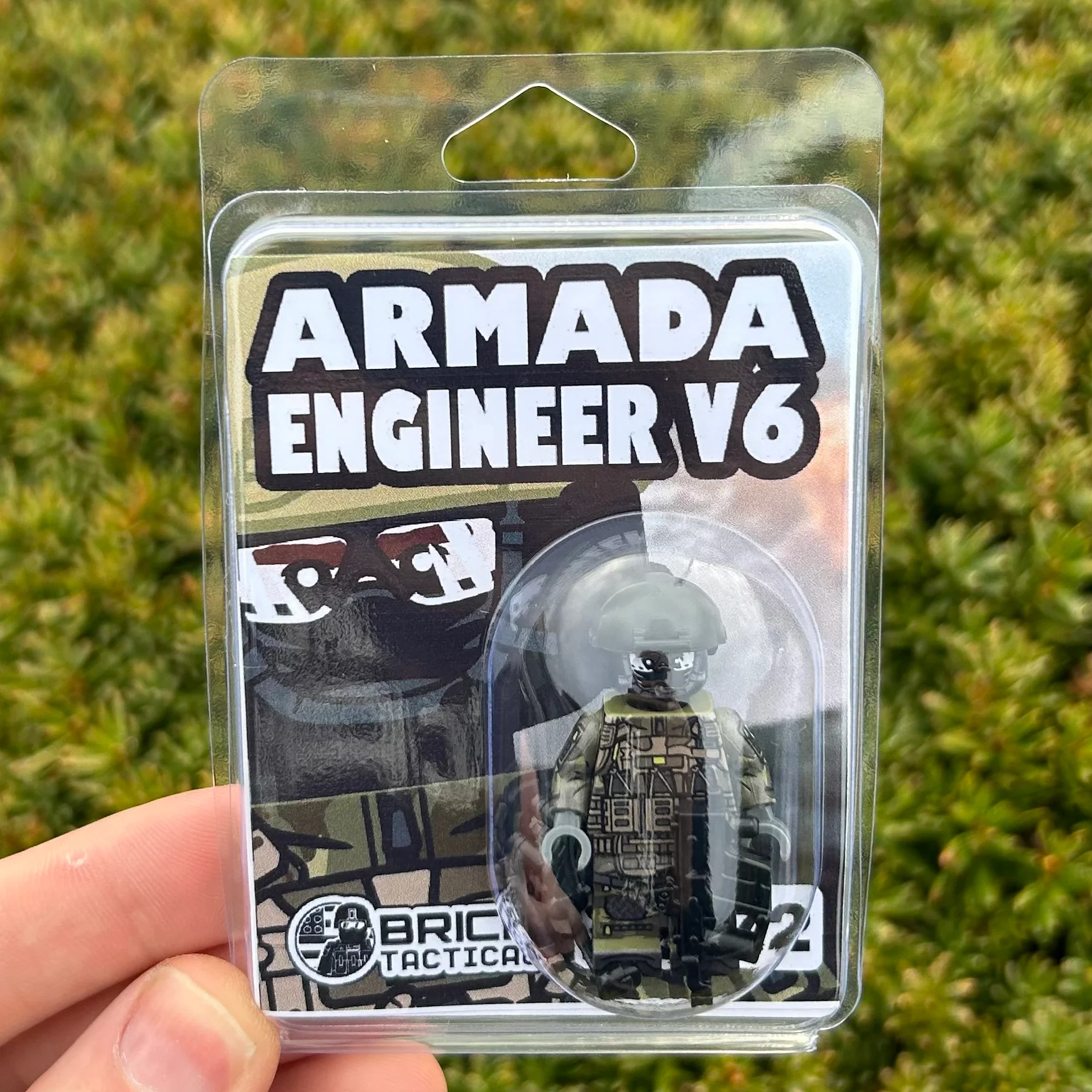 Armada Engineer V6 - LIMITED EDITION 1/72 - Image 2