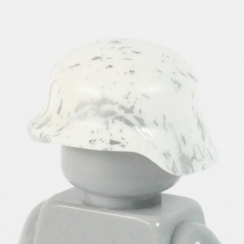 Scratched Stahlhelm - Image 3
