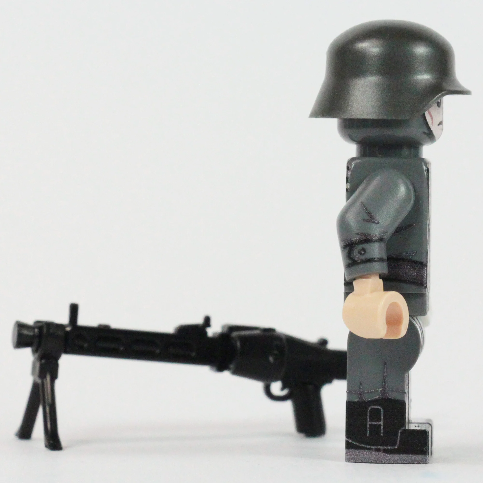 WW2 German Machine Gunner - LIMITED EDITION 1/72 - Image 4